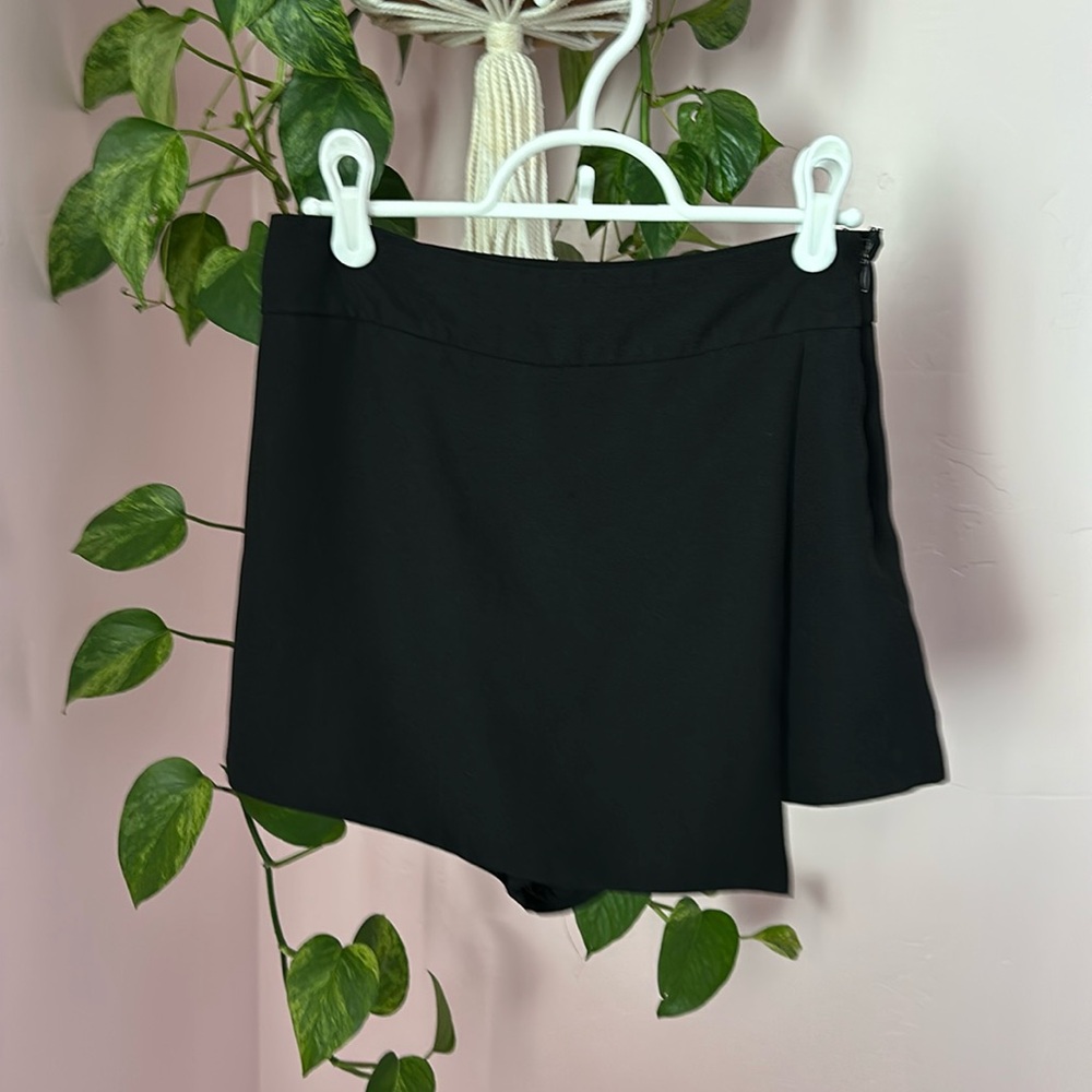 Black mini skirt